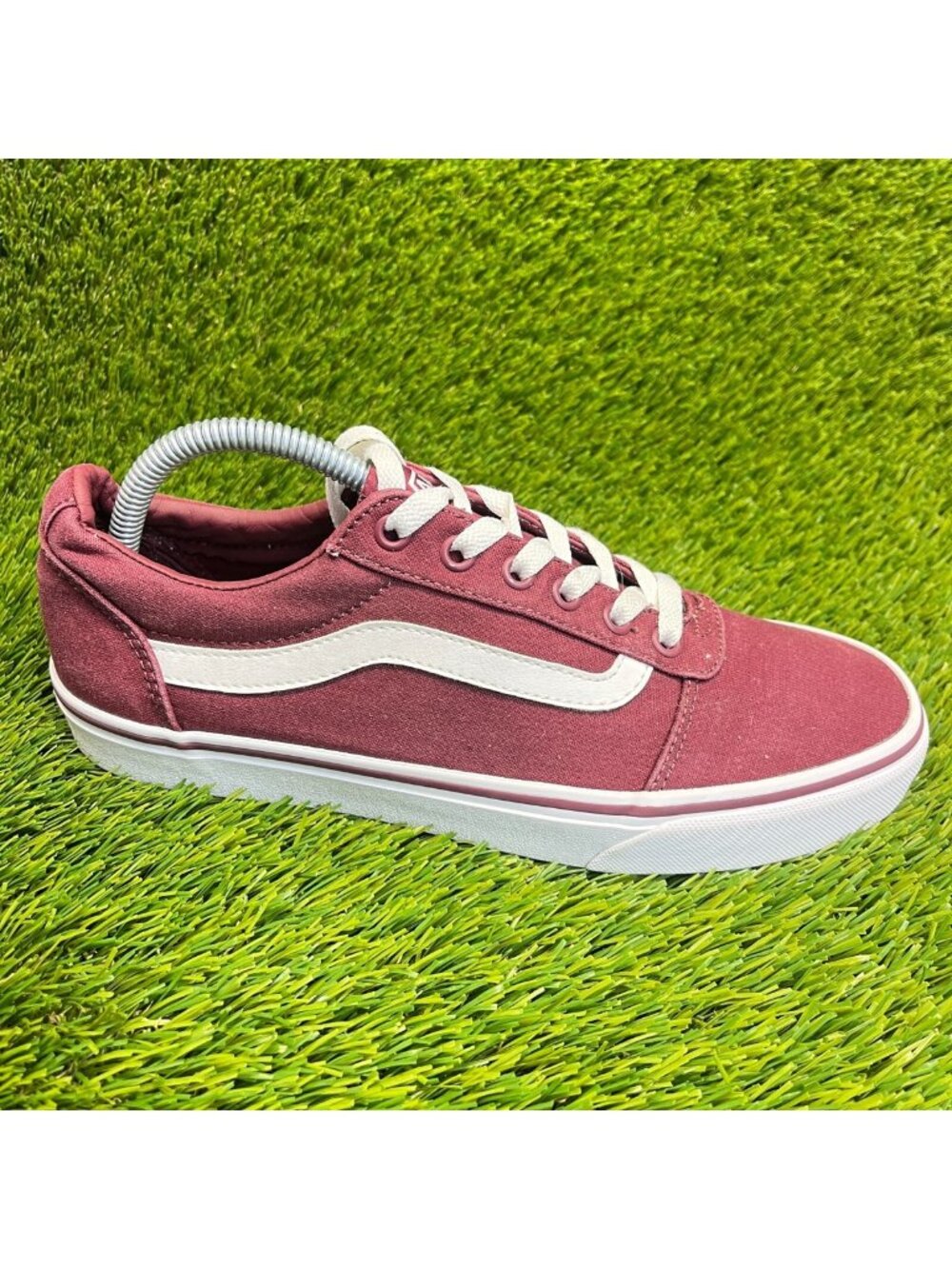 Vans Ward Mens 8 Womens Size 9.5 Burgundy White Skate Shoes Sneakers